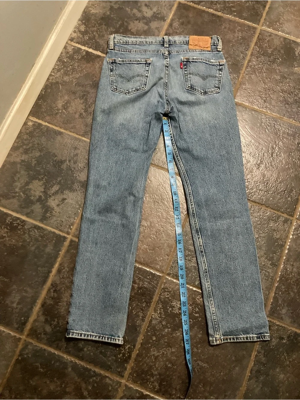 Levi’s 511 Slim Fit Men's Light Blue Distressed Straight-Leg Jeans Size 30”x30”